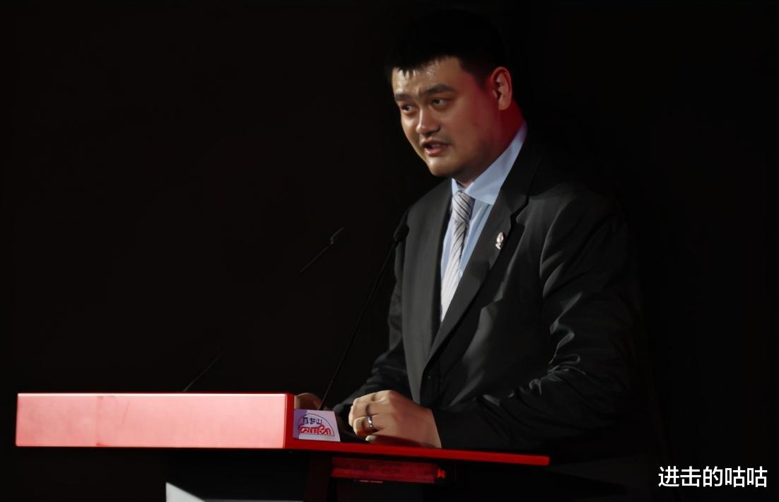 易建联|姚明狠抓青训！又一联赛建立，阿联归期确定，黑马球队或再换帅