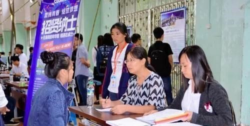 「高校」1071万高考考生!这批孩子上大学是难了还是容易了?的确命运多舛