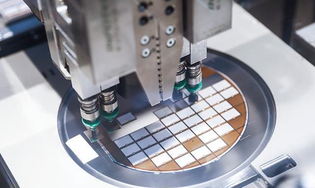 芯片|德国芯片巨头发声：愿为中国供应芯片！100％不包含美国技术！