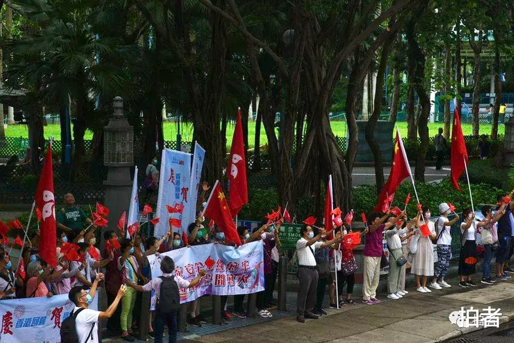 #郑州#渔船巡游!巴士花车!多图直击庆祝香港回归祖国23周年现场