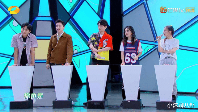 吴昕|《快本》谢娜当众维护李维嘉,吴昕下意识的反应暴露了二人的关系