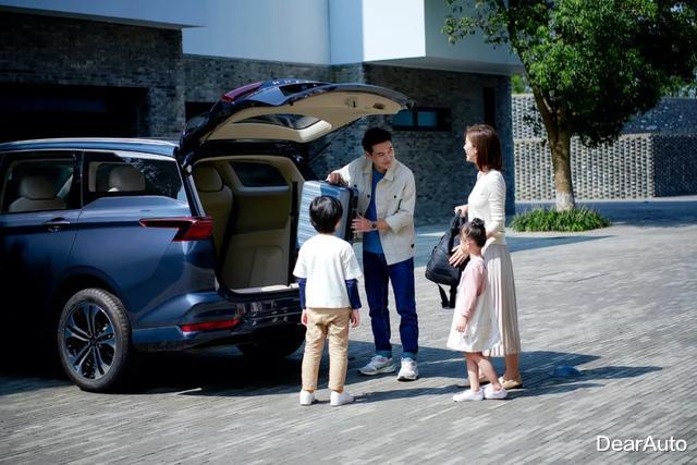 家用车|人民需要的“大四座家用车”，同级唯一4+X，奥德赛服了