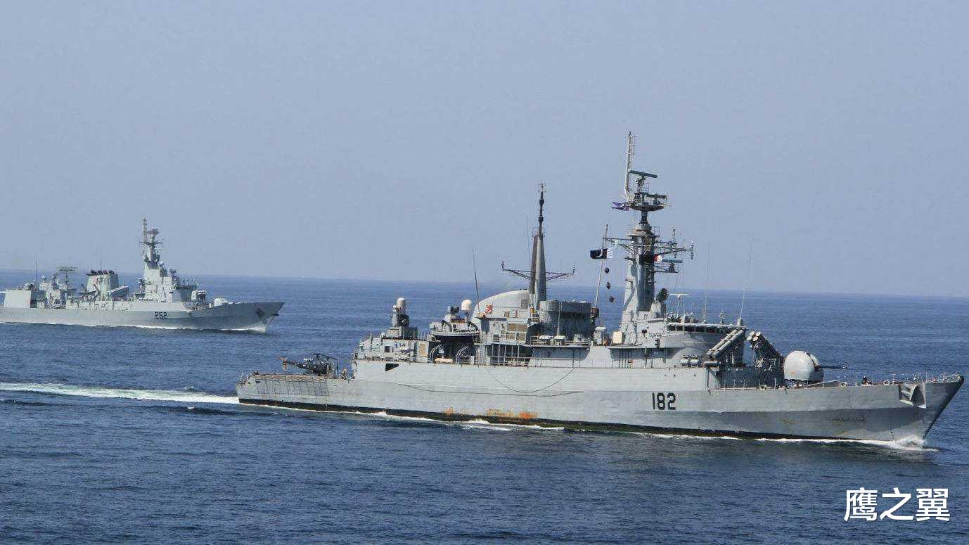 【巴基斯坦】印巴发生猛烈炮击，双方损失惨重，中国武器再助巴铁挺过难关