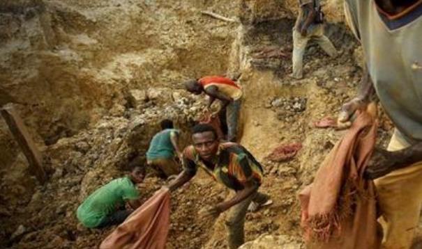 「黄金」穷得只剩金子的国家，遍地黄金却“不值钱”，一斤黄金换一斤粮