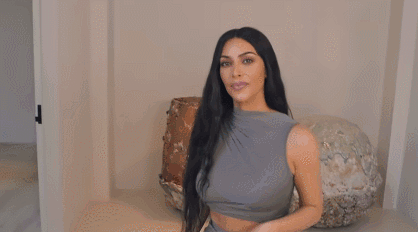 她被嘲讽太穷，一气之下晒出豪宅，结果她的冰箱，比你家都大