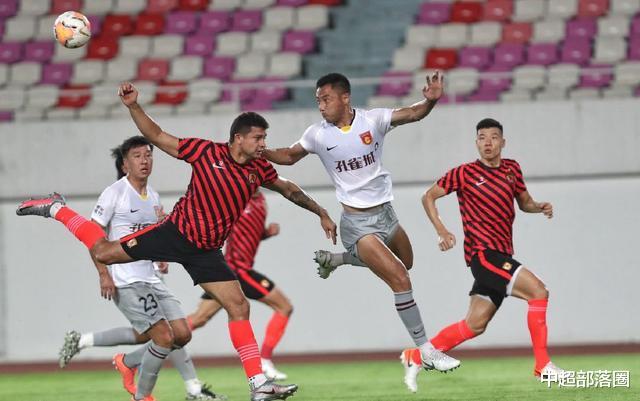 热身赛|恒大最后一场热身赛首发曝光!暴力鸟有望搭档廖力生,韦世豪回归