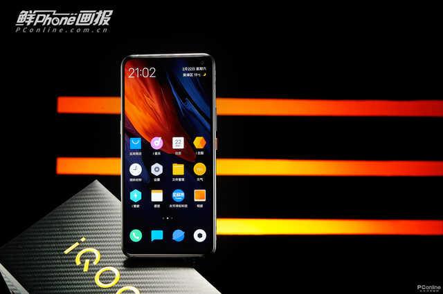 一加科技|轻旗舰就不配有春天？顶流5G口碑轻旗大混战