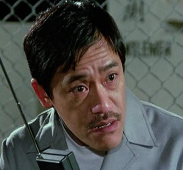 「吴耀汉」吴耀汉：坐拥35亿却一分不给儿子，今80岁每月透析4次仍在拍戏