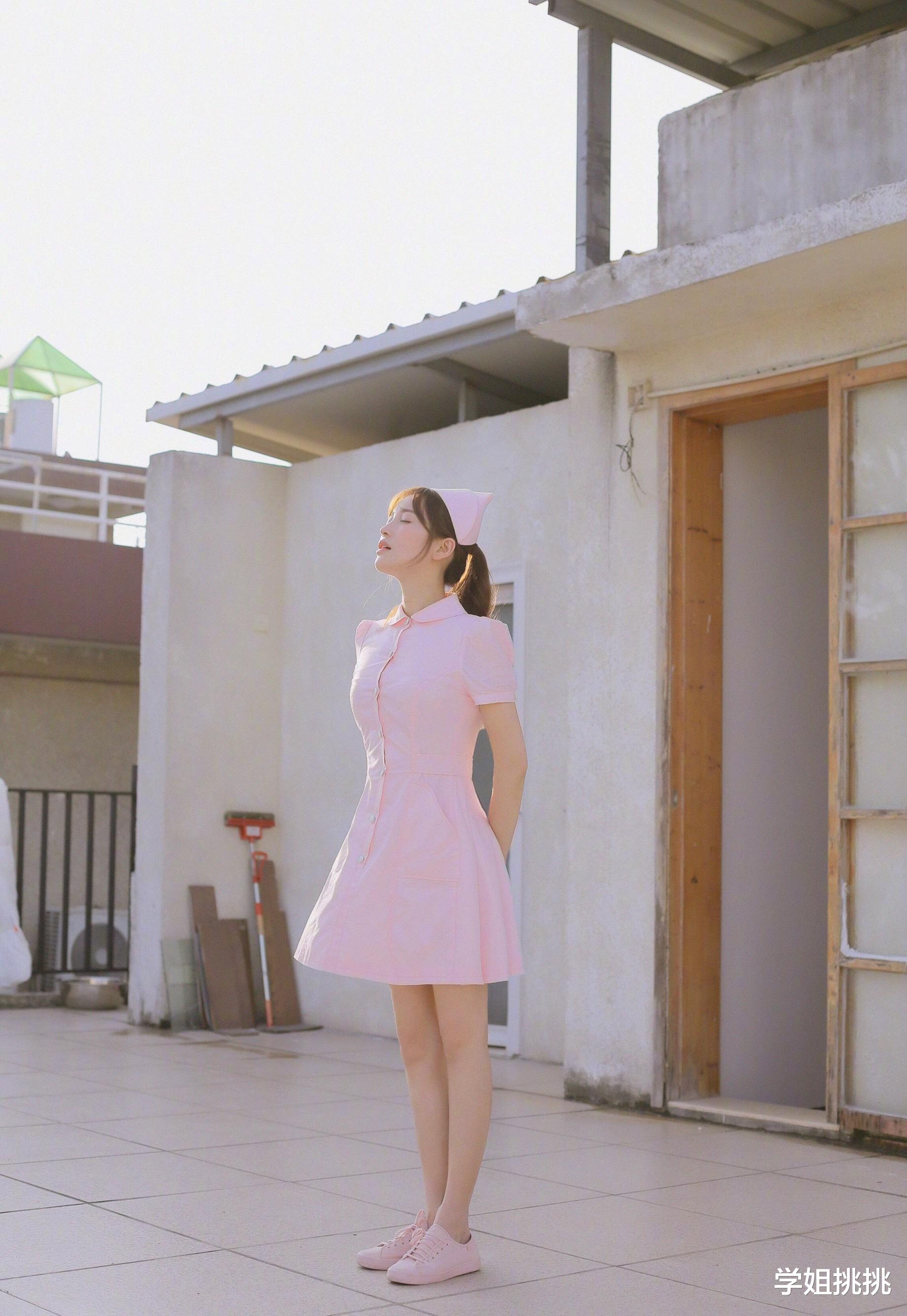 眼妆|金莎太美了，一身护士装又纯又靓，有这颜值也恨嫁吗？