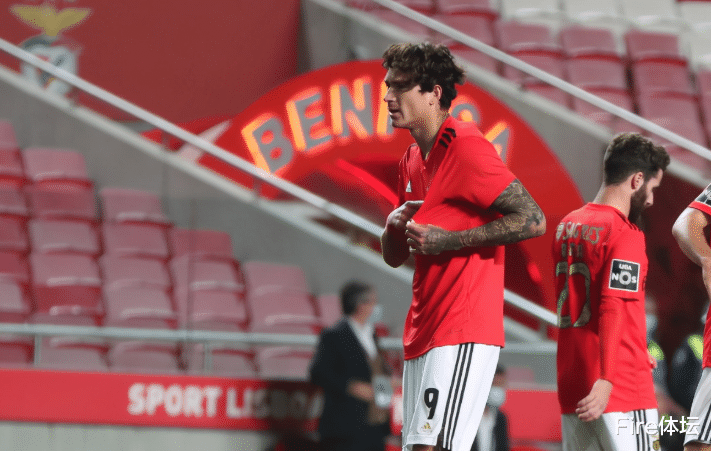 欧联杯|在制造耻辱纪录后，欧冠双冠王给出回应，用一波6连胜在双线前进