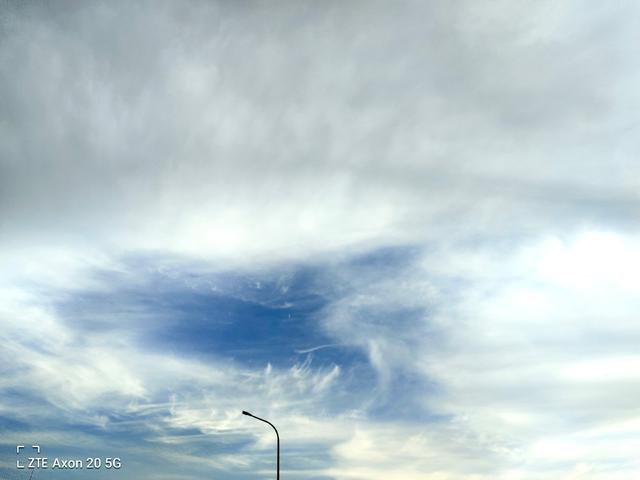 5G|不要刘海不要水滴屏,中兴天机Axon 20 5G上手分享