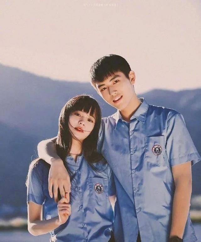 #欧阳娜娜#欧阳娜娜的新歌发行，但歌中暗藏玄机：是撒糖还是藏糖？