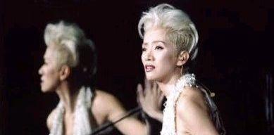 [山口百惠]梅艳芳两次告别歌坛演唱了此歌，山口百惠两次隐退同样唱了这首歌