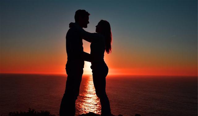 天蝎座|11月初，旧爱痴情未离，爱情出现转机，3星座复合提上日程