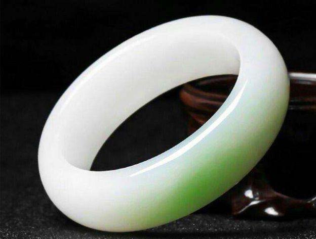 #黄口#和田玉不同的色系有它专属的最好的产地，你都知道吗？进来看看吧