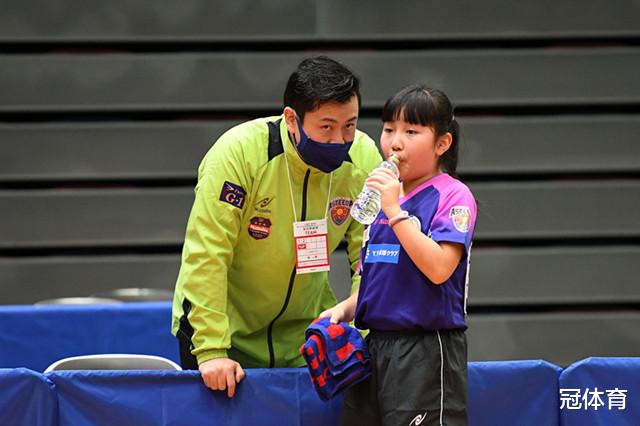 日本队|日乒又一“张本”横空出世,仍由中国制造,其父曾3-0打败马龙