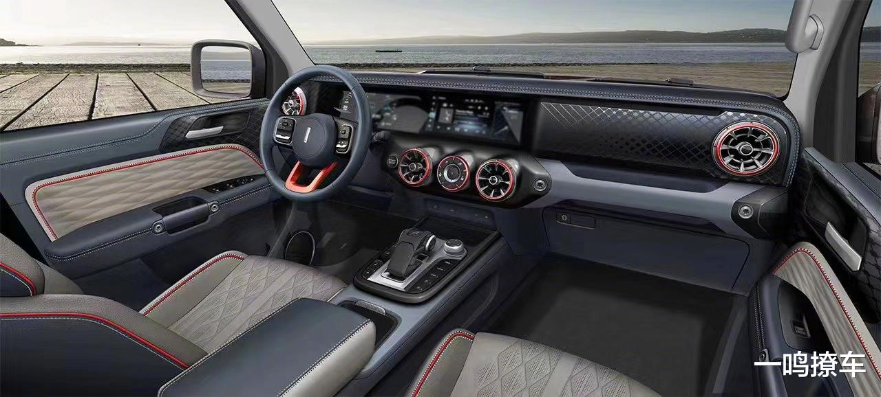 长安汽车|长城坦克300成都车展实拍，配梯形大梁+分时四驱，越野不输奔驰G