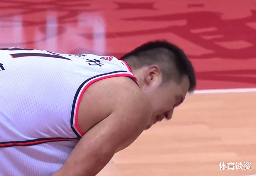 万圣伟|11分钟6+3！万圣伟成功臣，梦幻脚步戏耍，杜锋别死撑，比苏伟强太多