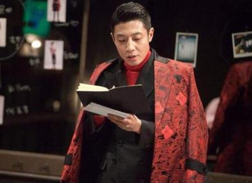 「撒贝宁」央视里潜伏13年,从法律专家到“纵火犯”,北大撒贝宁的多幅面孔