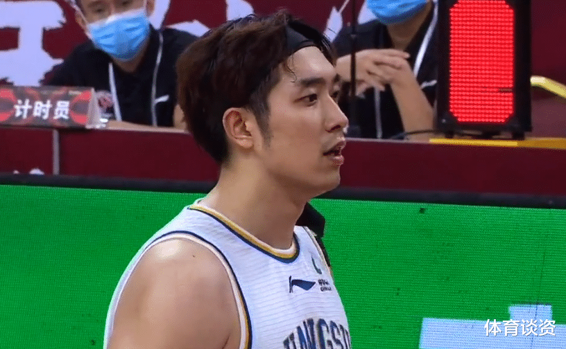 「吴冠希」11中10轰24+9!CBA又一内线大杀器诞生,周琦被打脸,一个个比他高效