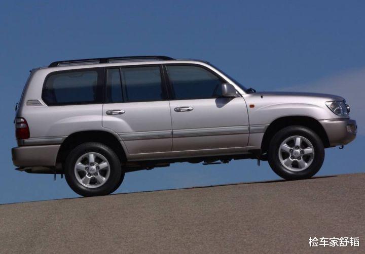 #陆巡#9万8买辆03年的丰田老陆巡值吗？网友：一车传三代，人凉车还在