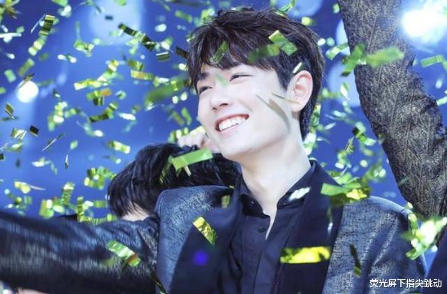 华晨宇|周杰伦黑胶唱片售价7800元惹争议,粉丝两边发声是否该为情怀买单