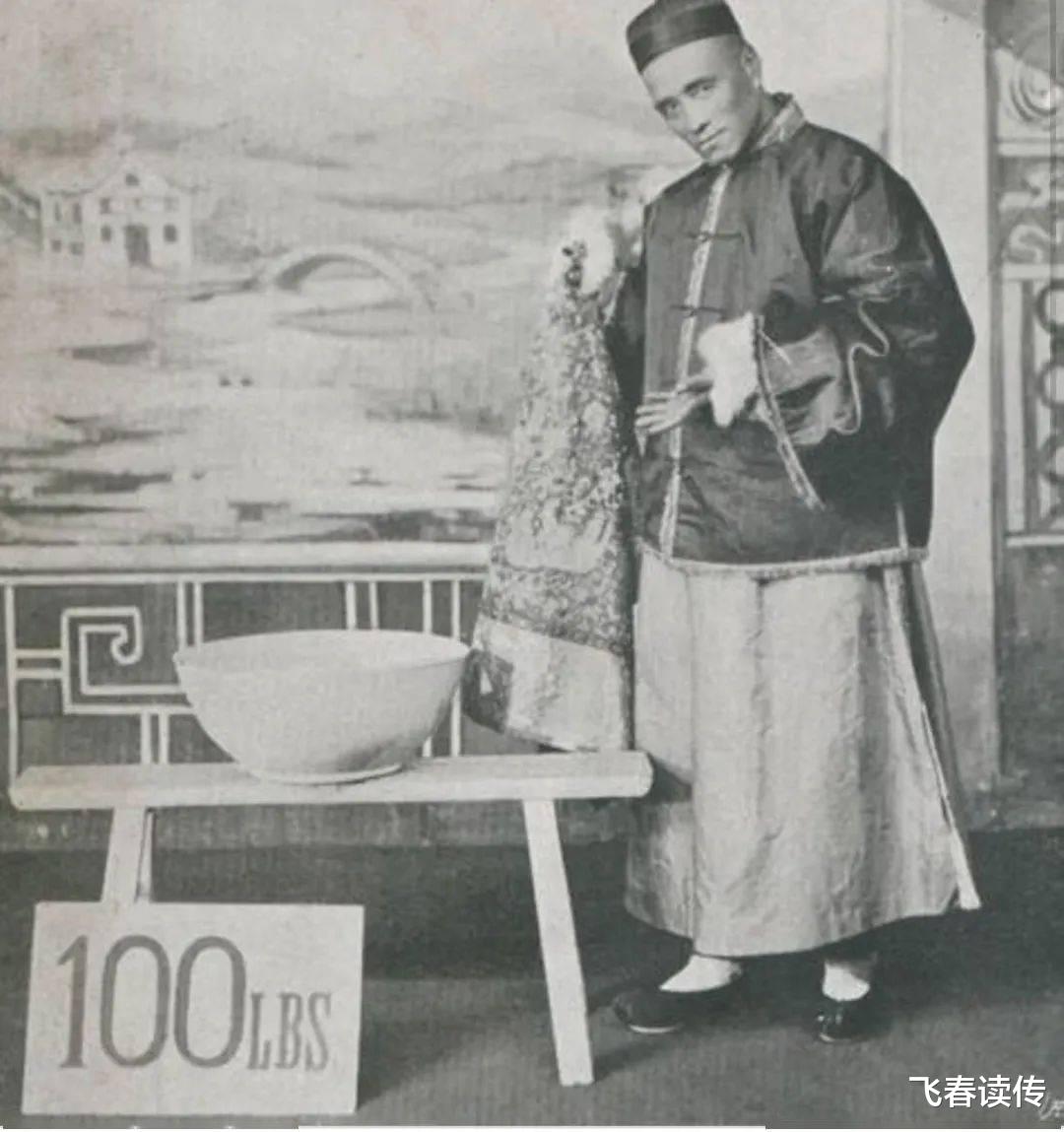 魔术|美国艺人出道35年无人知,改用一个中国名,结果一炮走红