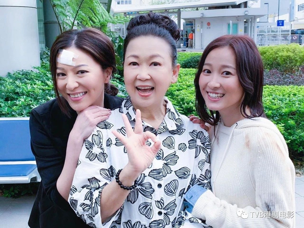 滕丽名|《陀枪师姐2020》滕丽名事隔16年再演陈三元　冻龄美貌令人惊艳