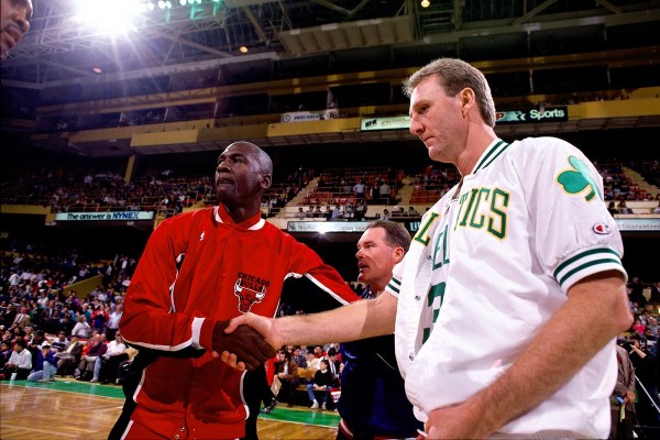 迈克尔·乔丹▲乔丹首谈能击败自己的3位对手:两位已经去世,曾被一人虐出阴影!