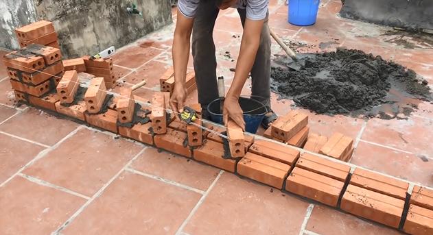 头一次这样砌红砖墙，完工不看好的人都被惊艳到了，纷纷照着装！