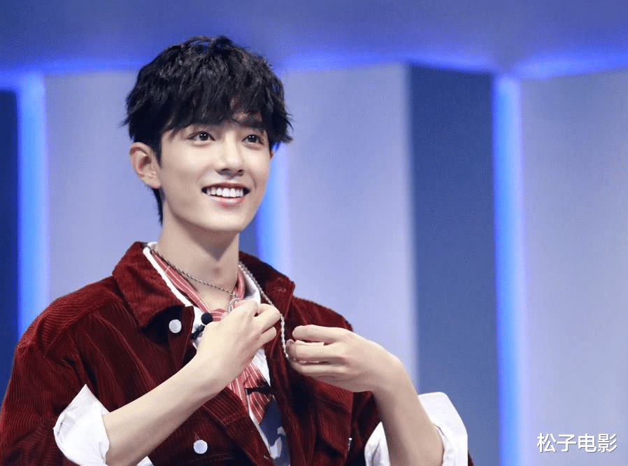 肖战:肖战风波刚平息,《下坠》作者重新上线嗑“博君一肖”