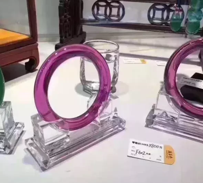 翡翠|玻璃手镯当翡翠卖，紫玻璃直接说是紫罗兰，标价3800万！