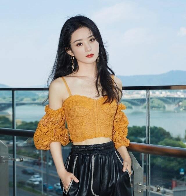 肖战|继赵丽颖喝水后肖战也陷入了“喝水门”,人红千万别喝水!憋住!