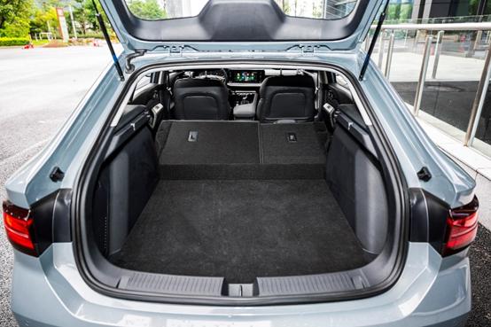 长安逸动|5.98万起，可全面压制逸动PLUS，刚上市不久的RC-5，到底怎么样？