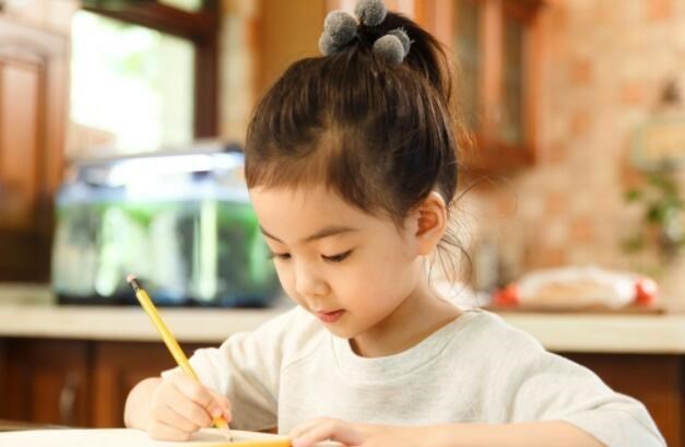 作文|高考女学霸的“印刷卷面”，老师舍不得扣分，忍不住给了作文满分