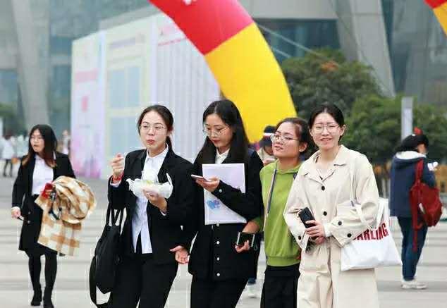 『招聘』这三类大学毕业生，基本找不到工作，现在调整还来得及！