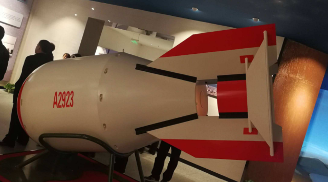 【氢弹】全球仅存30枚氢弹都在中国，美俄只有羡慕的份，爆炸威力远超想象