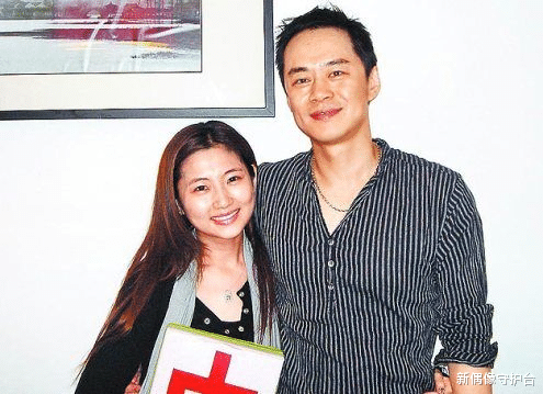 Selina:毁容的Selina以为找到真爱,结婚后又被迫离婚,背后真相让人心酸