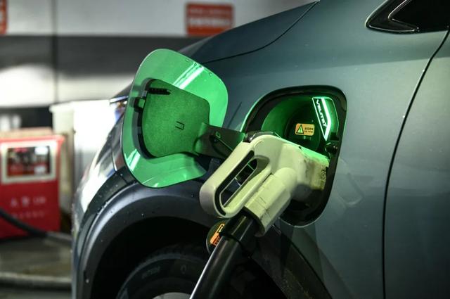 丰田威驰|太能跑了！这台合资电动SUV连续跑了近15个小时才趴窝