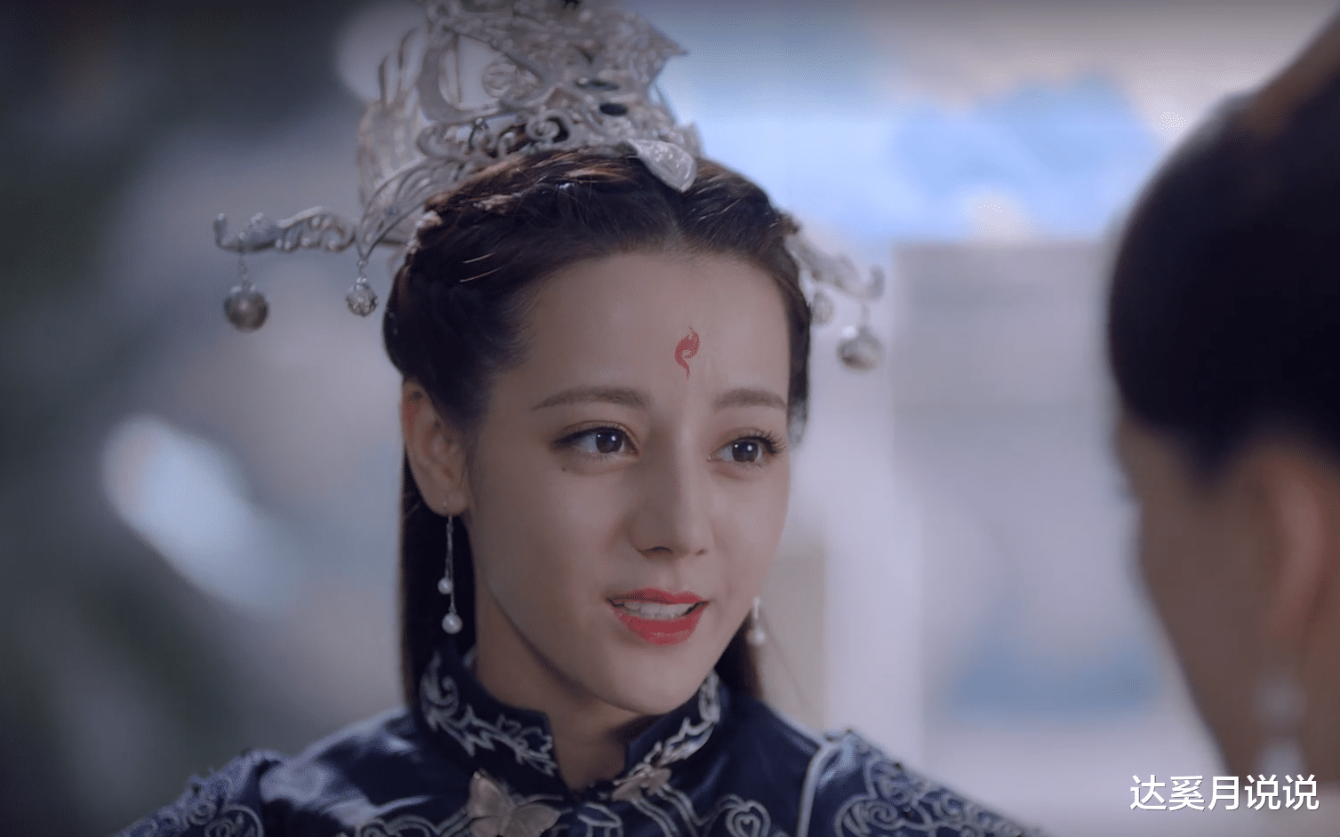 「凤九」《三生三世枕上书》青丘教育中的三个问题，父爱如山，压得凤九透不过气