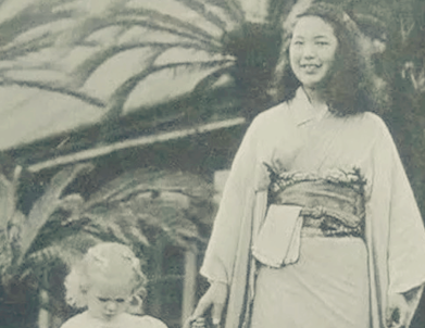 老照片|战败后的日本社会老照片:使用糖衣炮弹,沦为美国大兵的“欢乐窝”!