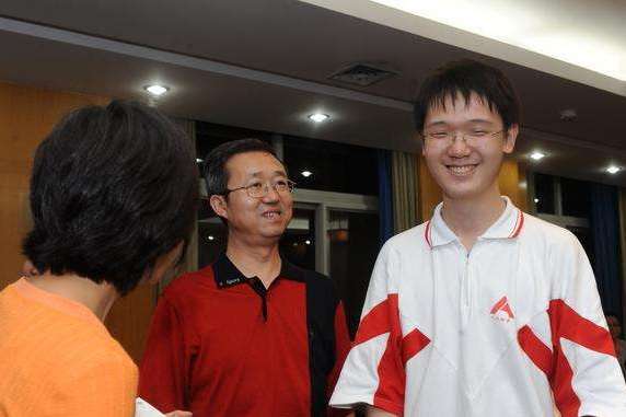 清华大学|高考703分拒绝上清华北大，自己填报11所大学，全部被拒绝！