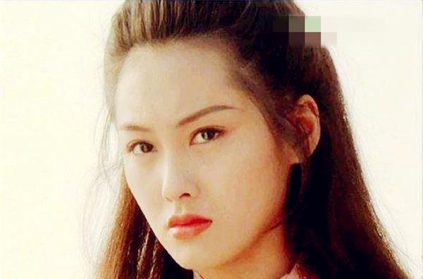 【林青霞】关之琳：这是我年轻时，林青霞：这是我年轻时，陈法蓉：麻烦让让