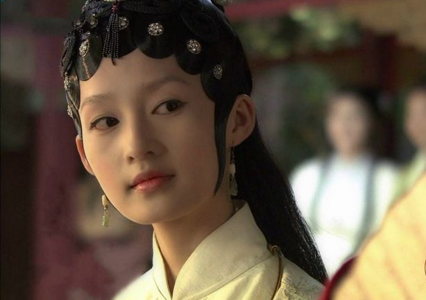 李沁■最强逆袭?曾在李沁剧中当配角,如今却让李沁却成为她配角!