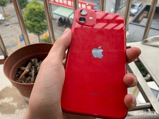 iPhone SE|iPhoneSE3价格疑似曝光!安卓机黯然神伤,果粉直呼价格太香