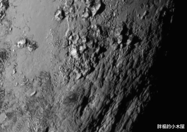 冥王星|地球最快人造探测器飞越冥王星，传回的照片为何让科学家不知所措