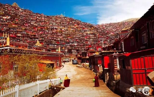 『自驾』【旅行必看】五一要去的十条西部自驾游线路！不一样的感受！