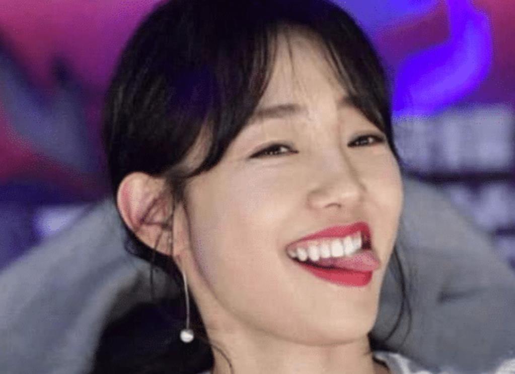 白百何：白百何为是“女版陈冠希”？看了这些照片，你就知道了