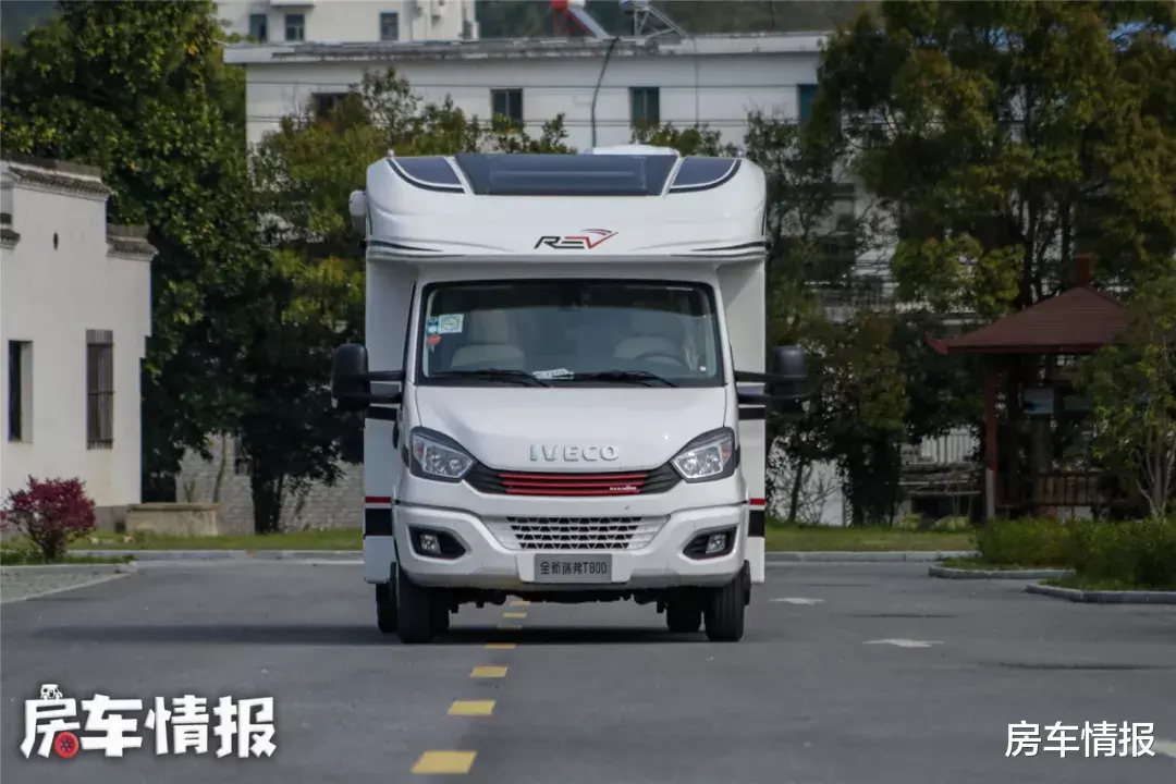 轿车▲瑞弗新款房车上市！车高不到3米拥有多个独有技术，适合一家4口
