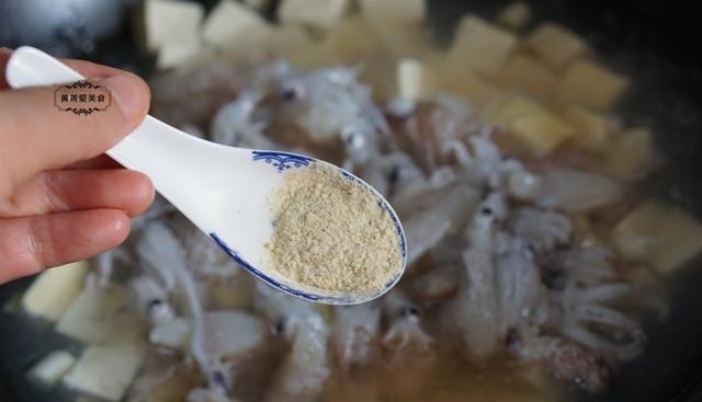 豆腐■4月,多给孩子喝“补脑”汤,又鲜又嫩,一周炖两次,贵点也值